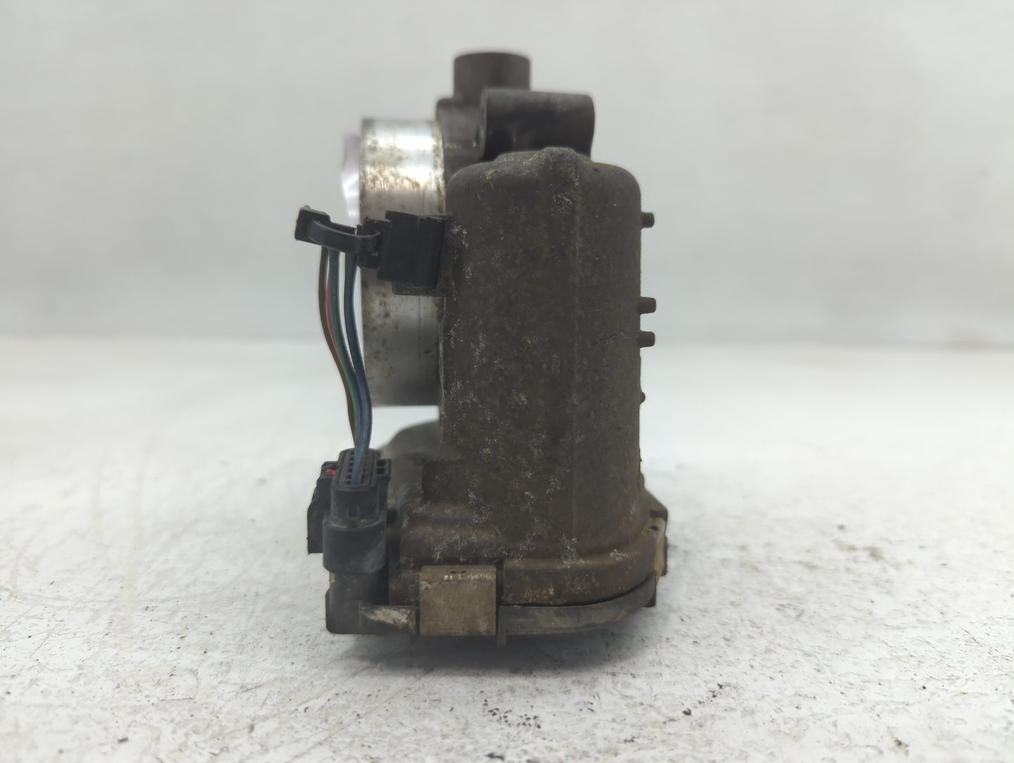 2012-2018 Jeep Wrangler Throttle Body P/N:0 280 750 570 05184349AC Fits OEM Used Auto Parts - Oemusedautoparts1.com