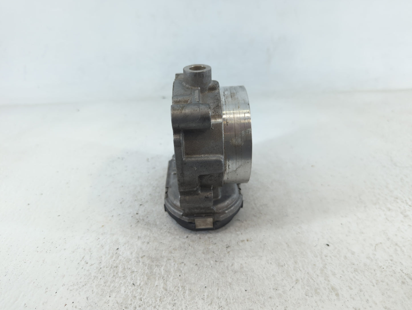 2012-2018 Jeep Wrangler Throttle Body P/N:0 280 750 570 05184349AC Fits OEM Used Auto Parts - Oemusedautoparts1.com