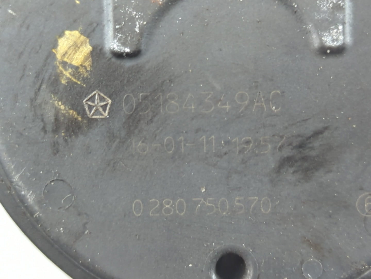 2012-2018 Jeep Wrangler Throttle Body P/N:05184349AC 0 280 750 570 Fits OEM Used Auto Parts - Oemusedautoparts1.com