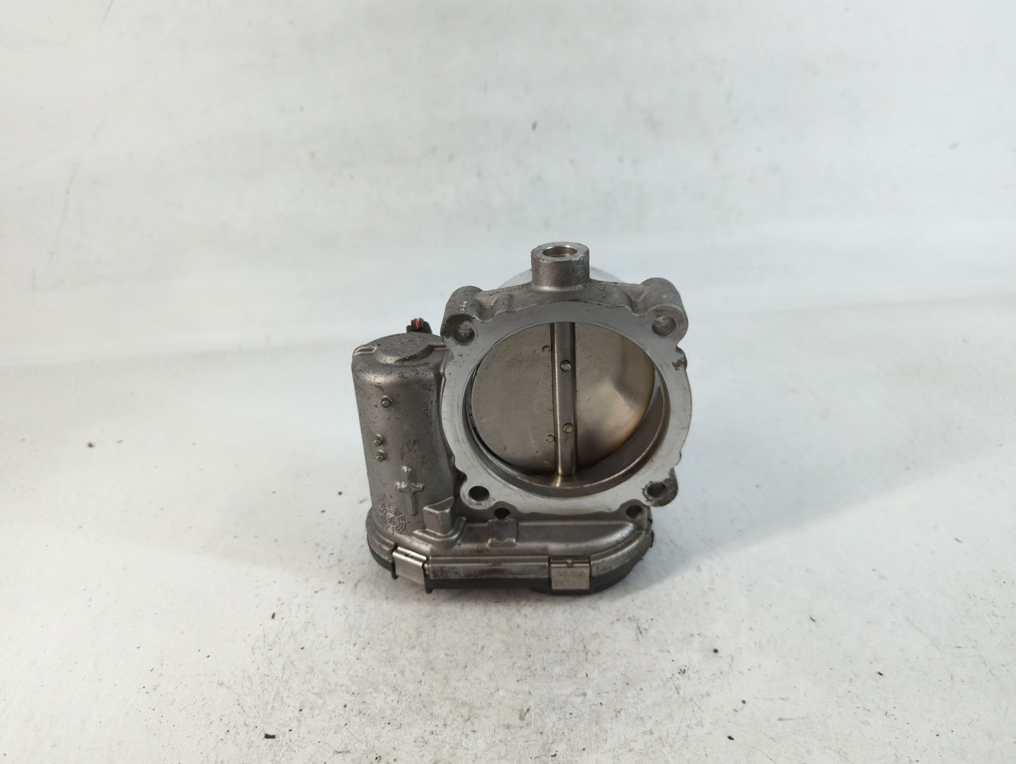 2012-2018 Jeep Wrangler Throttle Body P/N:0 280 750 570 05184349AC Fits OEM Used Auto Parts - Oemusedautoparts1.com