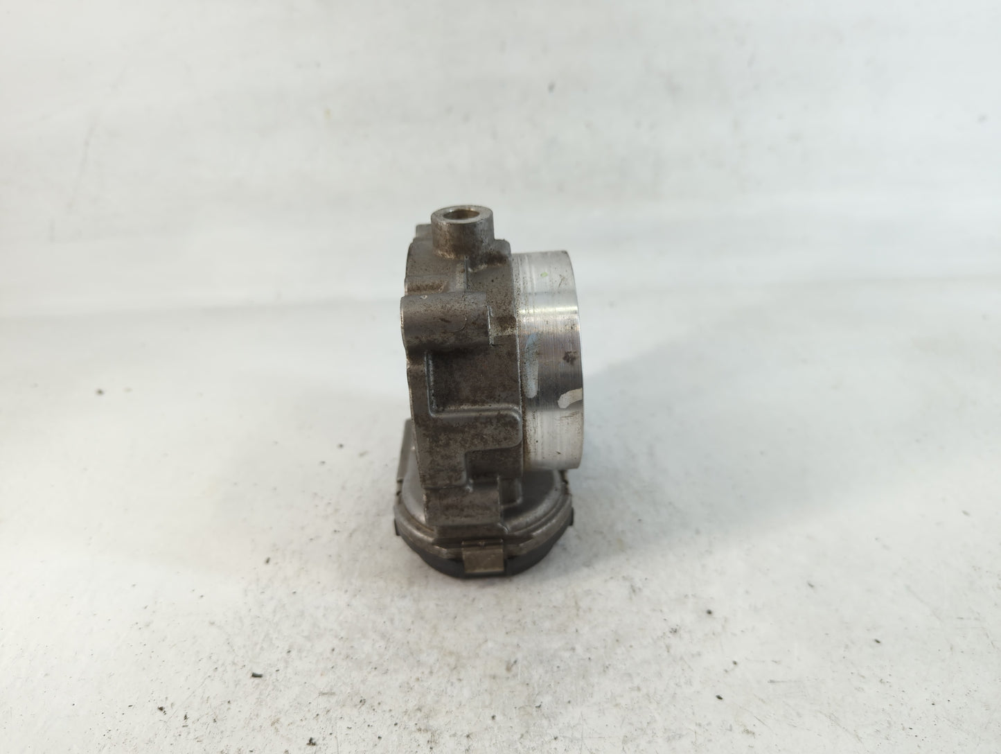 2012-2018 Jeep Wrangler Throttle Body P/N:0 280 750 570 05184349AC Fits OEM Used Auto Parts - Oemusedautoparts1.com