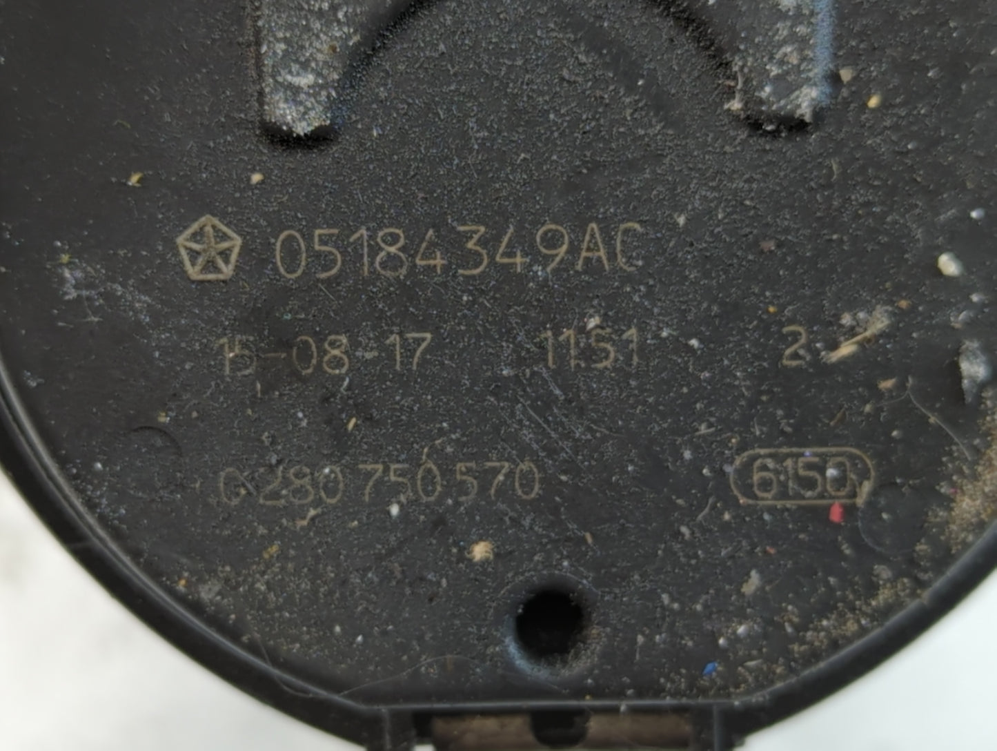 2012-2018 Jeep Wrangler Throttle Body P/N:0 280 750 570 05184349AC Fits OEM Used Auto Parts - Oemusedautoparts1.com
