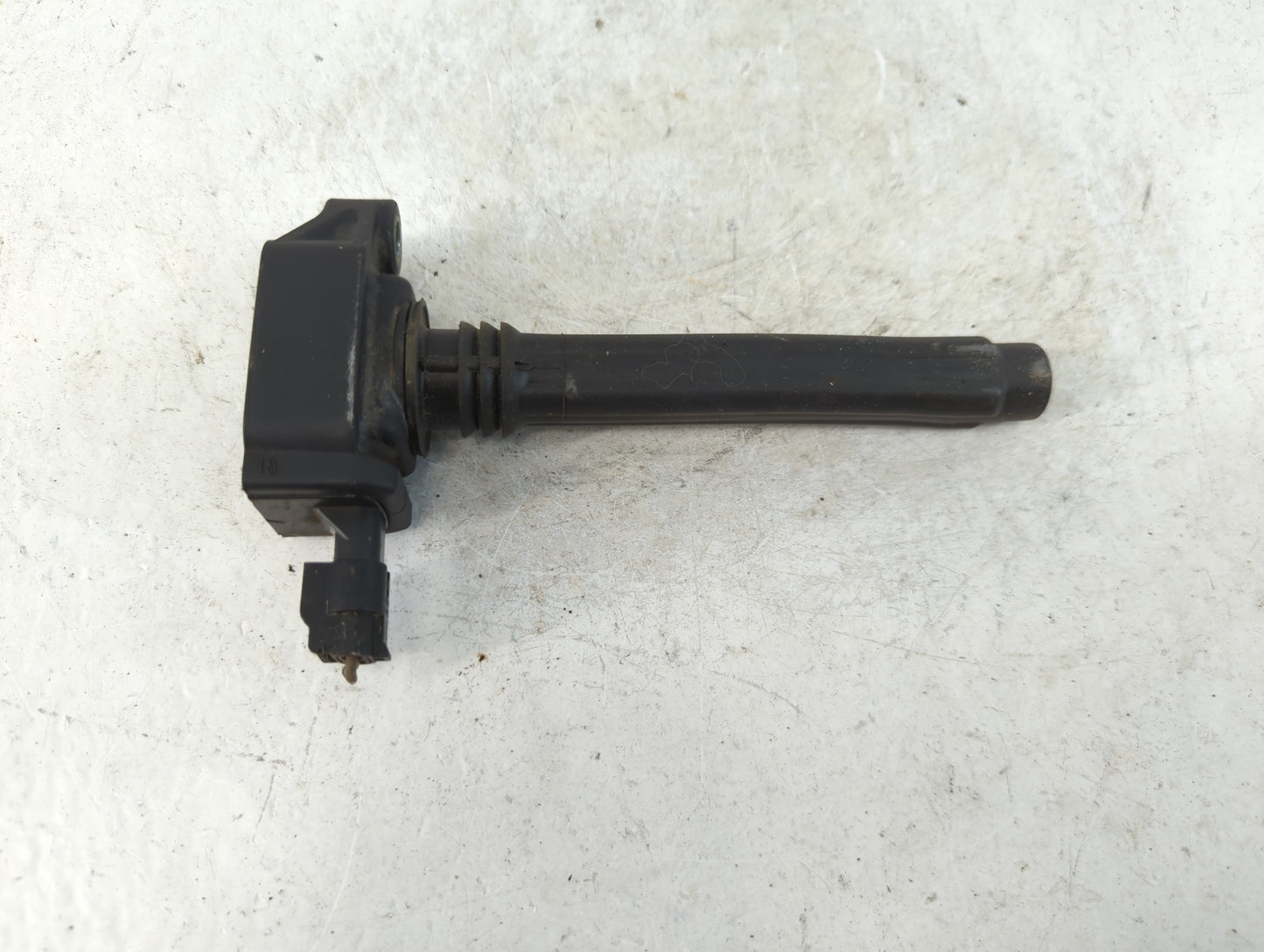 2012-2018 Jeep Wrangler Ignition Coil Igniter Pack - Oemusedautoparts1.com