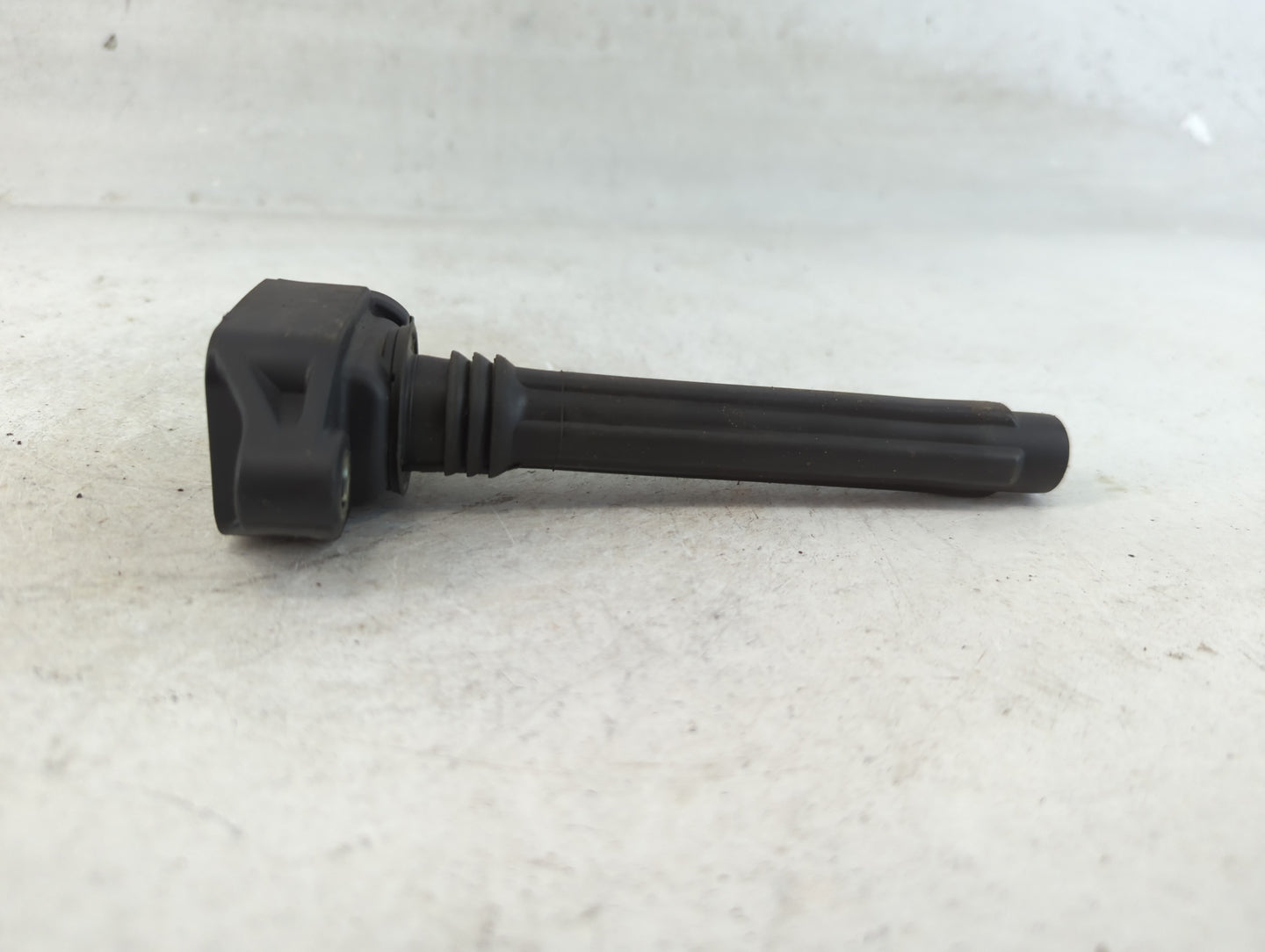 2012-2018 Jeep Wrangler Ignition Coil Igniter Pack - Oemusedautoparts1.com