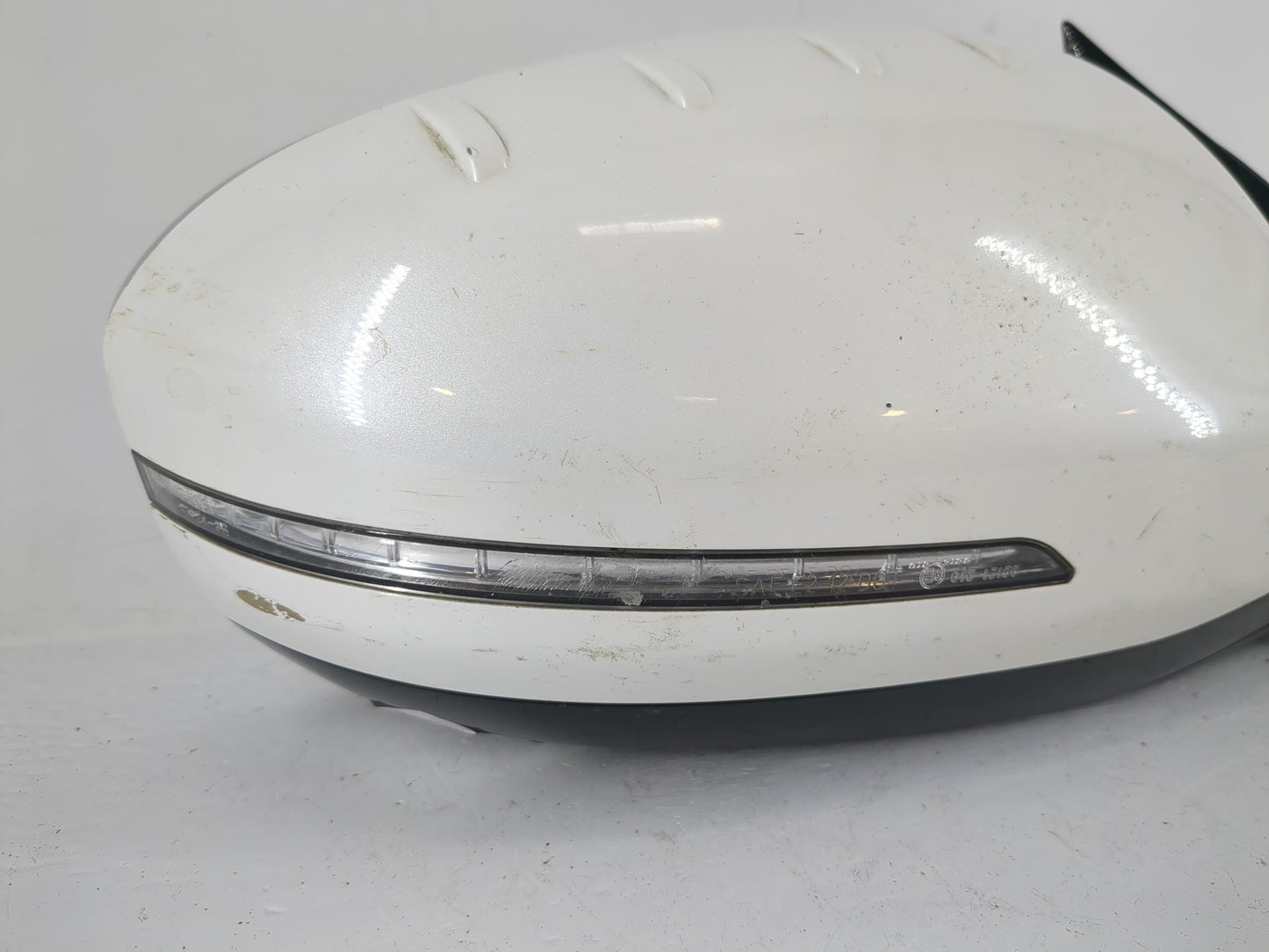 2014-2016 Kia Cadenza Passenger Side View Mirror - Right Door Mirror OEM Used - Oemusedautoparts1.com