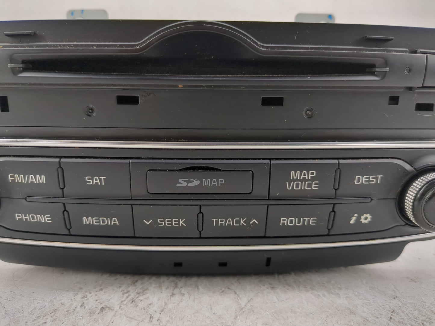 2016 Kia Cadenza Radio AM FM Cd Player Receiver Replacement P/N:96560-3R118 Fits OEM Used Auto Parts - Oemusedautoparts1.com