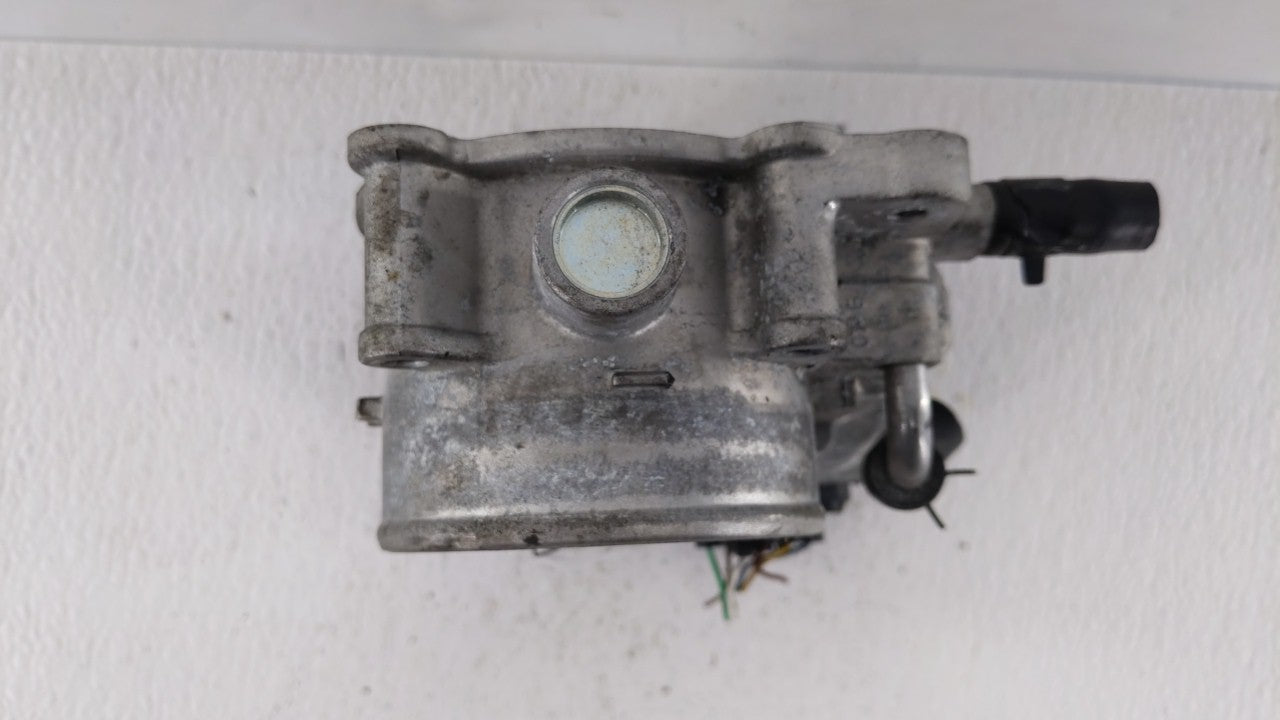 2014-2016 Kia Cadenza Throttle Body P/N:5312 7S14 5310 4P18, 35100-3CAA0 Fits Fits 2012 2013 2014 2015 2016 2017 2018 OEM Us