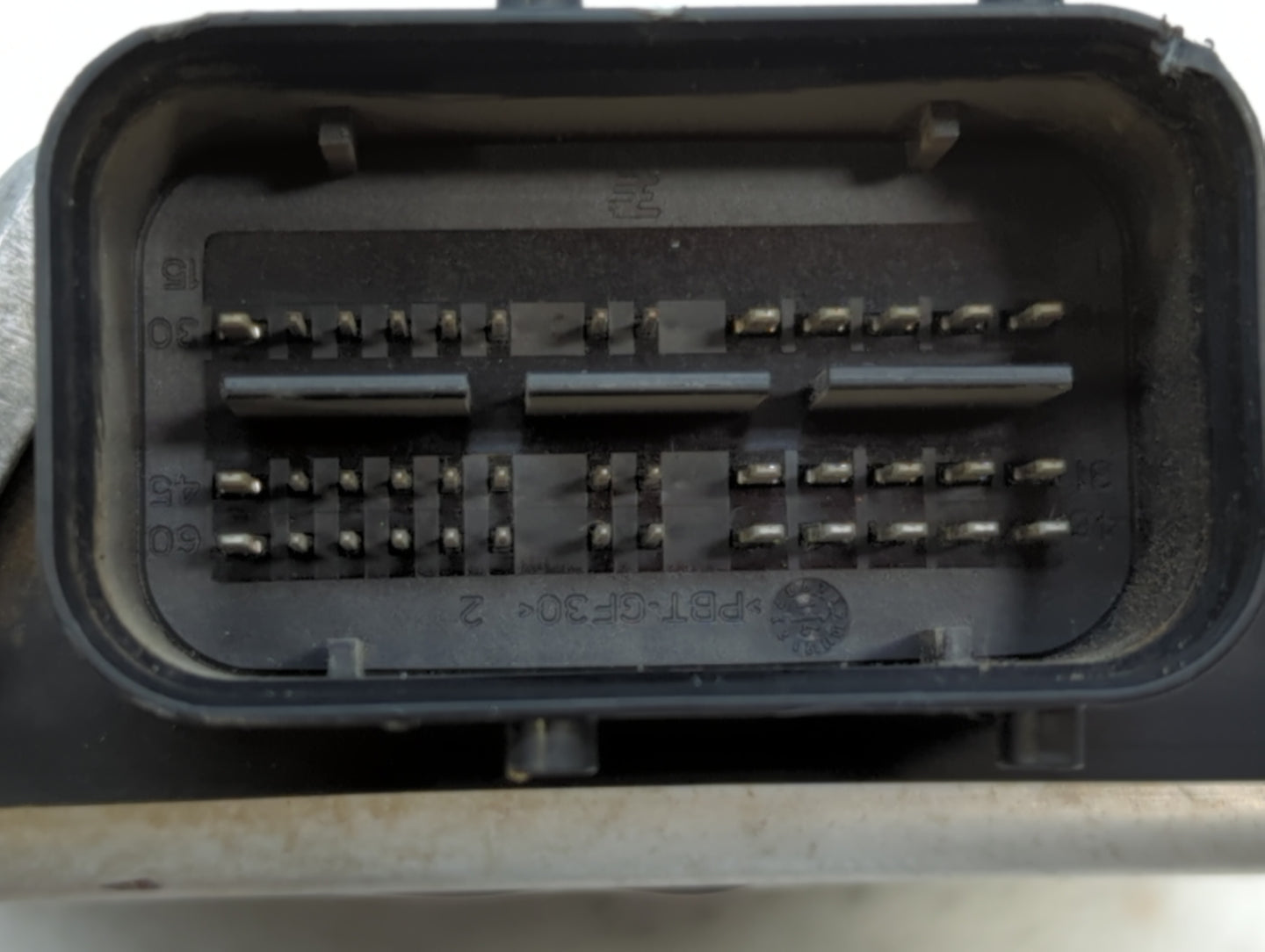 2014-2016 Kia Cadenza PCM Engine Control Computer ECU ECM PCU OEM P/N:39172-3C020 39175-3C000 Fits OEM Used Auto Parts - Oem