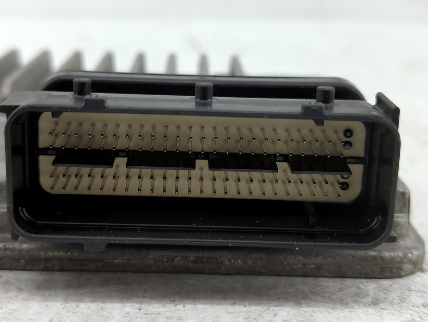 2014-2016 Kia Cadenza PCM Engine Control Computer ECU ECM PCU OEM P/N:39111-3CGN1 39110-3CGN5 Fits Fits 2014 2015 2016 OEM U
