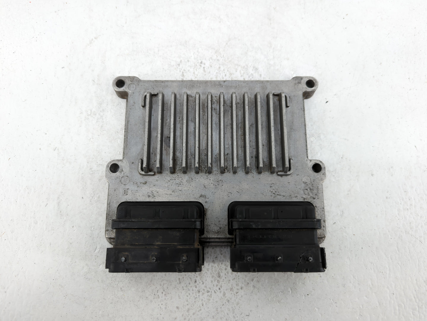 2014-2016 Kia Cadenza PCM Engine Control Computer ECU ECM PCU OEM P/N:39110-3CGN5 39110-3CGN9 Fits Fits 2014 2015 2016 OEM U