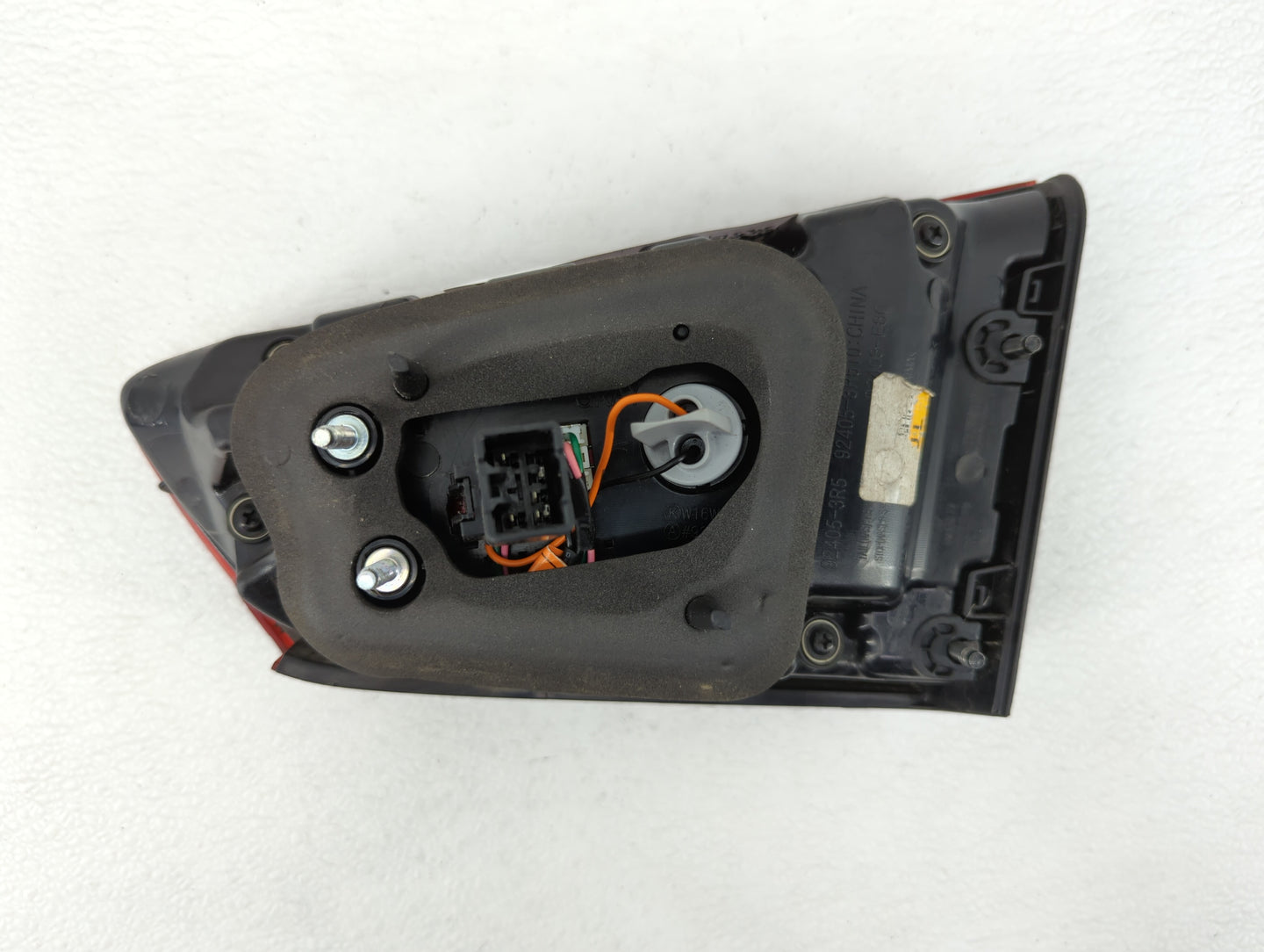 2014-2016 Kia Cadenza Tail Light Assembly Driver Left OEM P/N:92405-3R5 Fits Fits 2014 2015 2016 OEM Used Auto Parts - Oemus