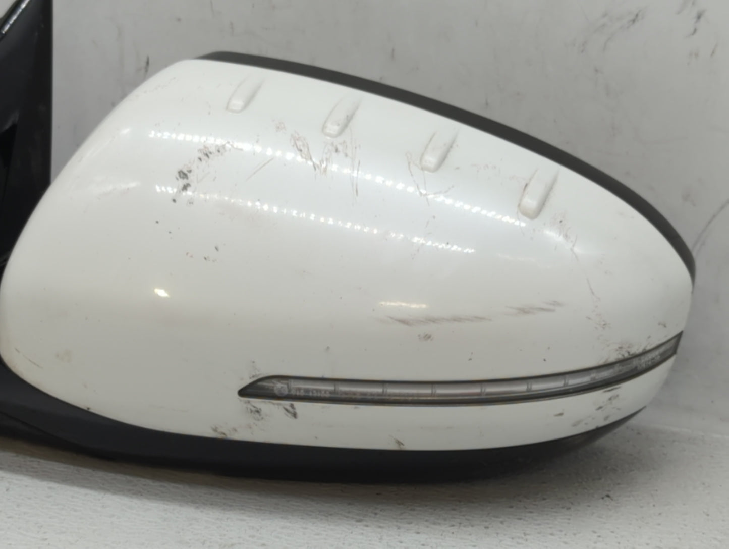 2016 Kia Cadenza Driver Side View Mirror - Left Door Mirror OEM Used - Oemusedautoparts1.com