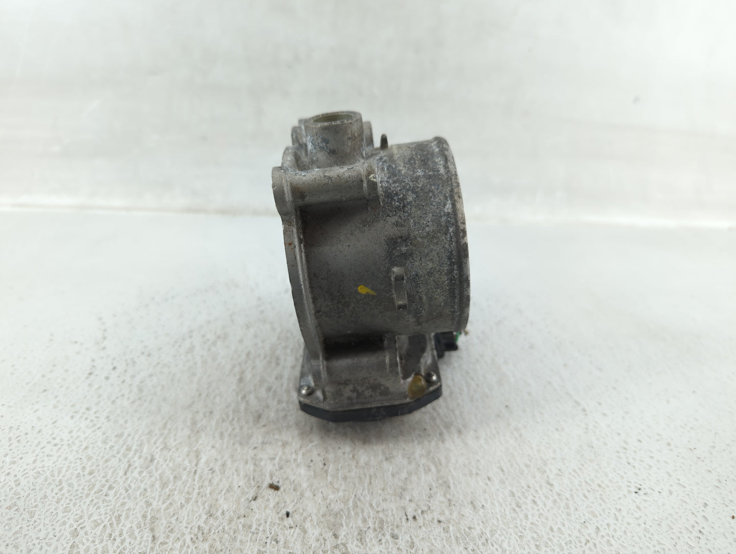 2014-2016 Kia Cadenza Throttle Body P/N:35100-3CAA0 Fits Fits 2012 2013 2014 2015 2016 2017 2018 OEM Used Auto Parts - Oemus