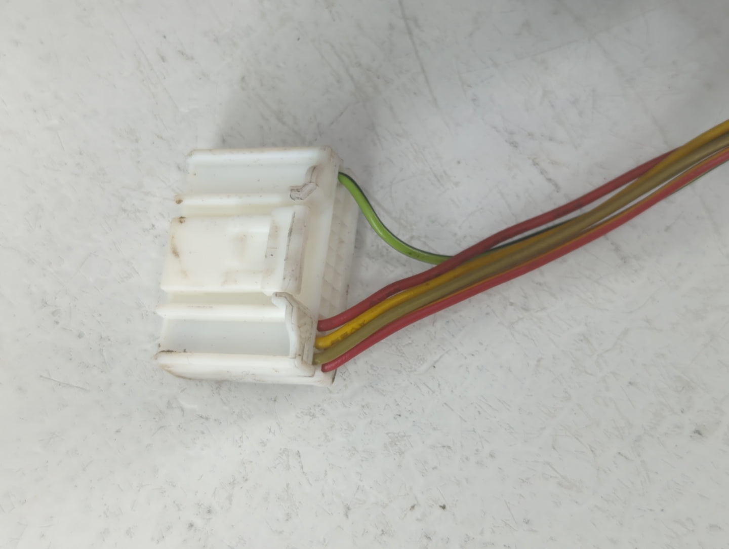 2016 Kia Cadenza Driver Side View Mirror - Left Door Mirror OEM Used - Oemusedautoparts1.com