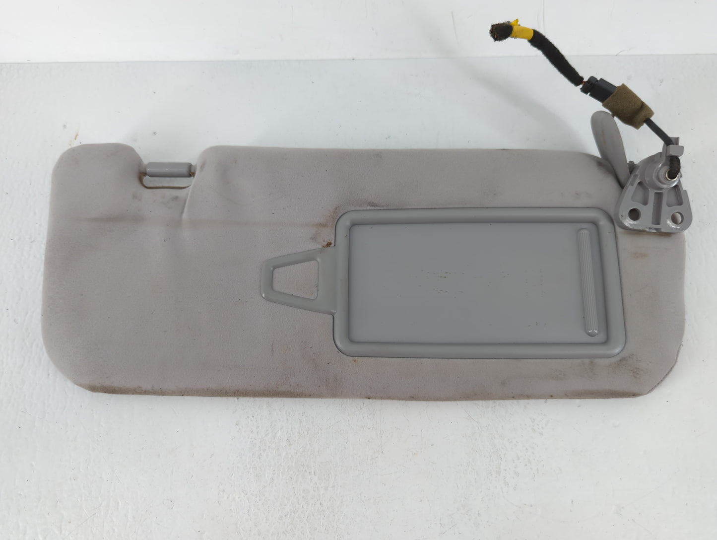 2014-2016 Kia Cadenza Sun Visor Shade Replacement Passenger Right Mirror Fits Fits 2014 2015 2016 OEM Used Auto Parts - Oemu