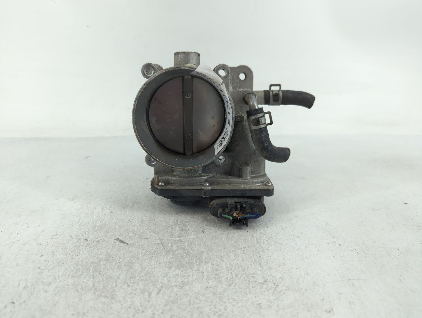 2014-2016 Kia Cadenza Throttle Body P/N:5312 10S01 35100-3CAA0 Fits Fits 2012 2013 2014 2015 2016 2017 2018 OEM Used Auto Pa