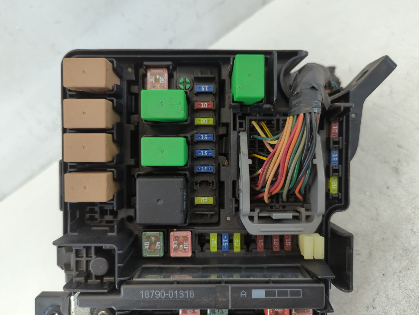 2014-2016 Kia Cadenza Fusebox Fuse Box Panel Relay Module P/N:91275-3R032 Fits Fits 2014 2015 2016 OEM Used Auto Parts - Oem