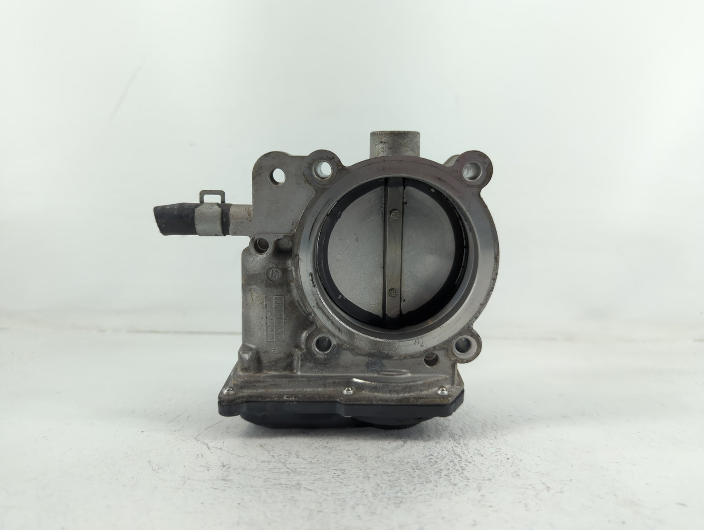 2014-2016 Kia Cadenza Throttle Body P/N:5312 10S10 35100-3CAA0 Fits Fits 2012 2013 2014 2015 2016 2017 2018 OEM Used Auto Pa