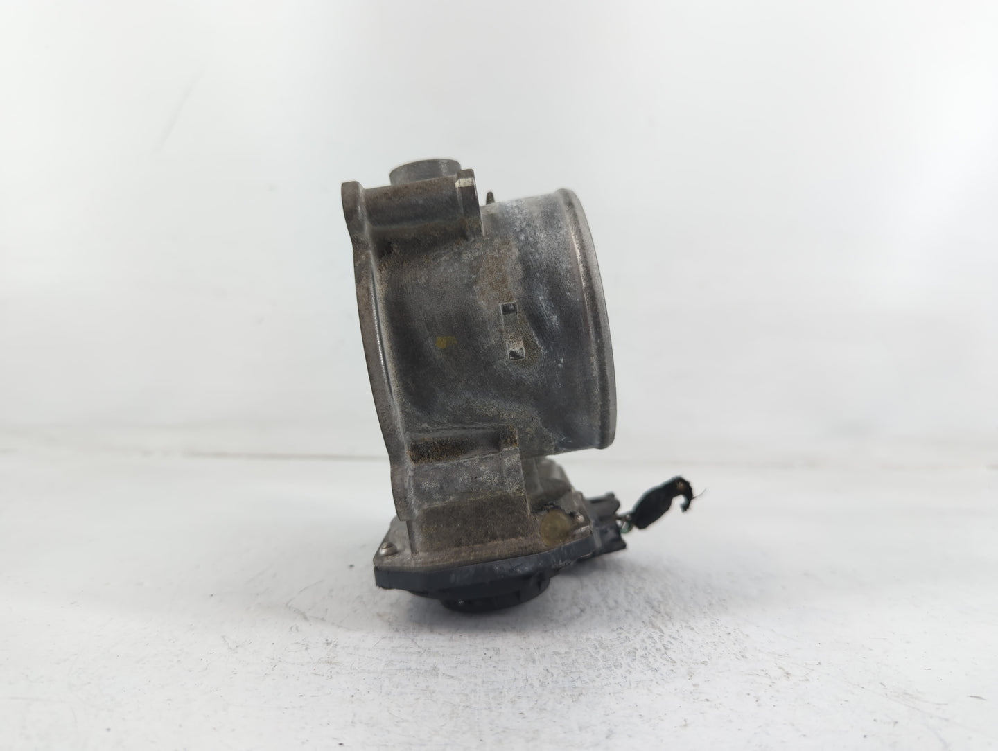 2014-2016 Kia Cadenza Throttle Body P/N:5312 10S10 35100-3CAA0 Fits Fits 2012 2013 2014 2015 2016 2017 2018 OEM Used Auto Pa
