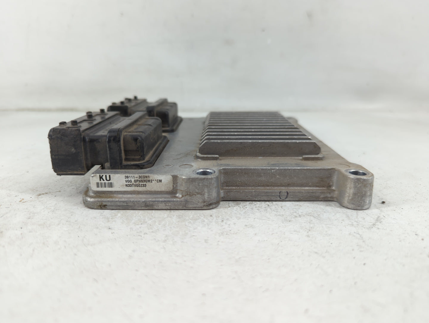 2014-2016 Kia Cadenza PCM Engine Control Computer ECU ECM PCU OEM P/N:39111-3CGN1 Fits Fits 2014 2015 2016 OEM Used Auto Par