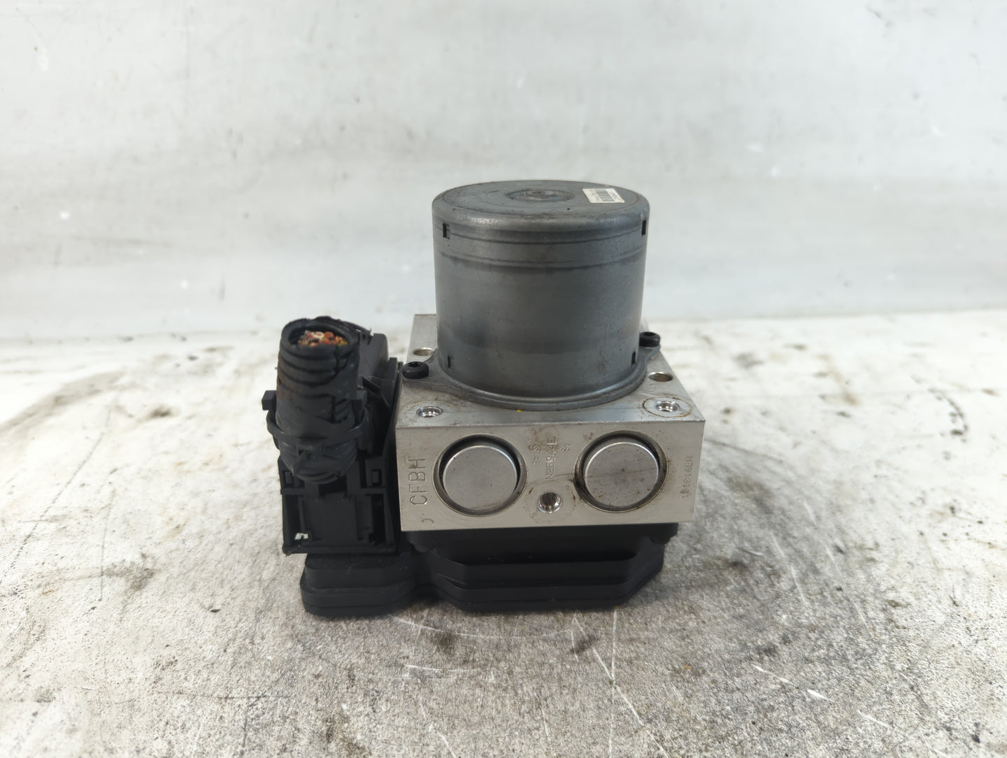 2014-2016 Kia Cadenza ABS Pump Control Module Replacement P/N:58920-3R800 Fits Fits 2014 2015 2016 OEM Used Auto Parts - Oem