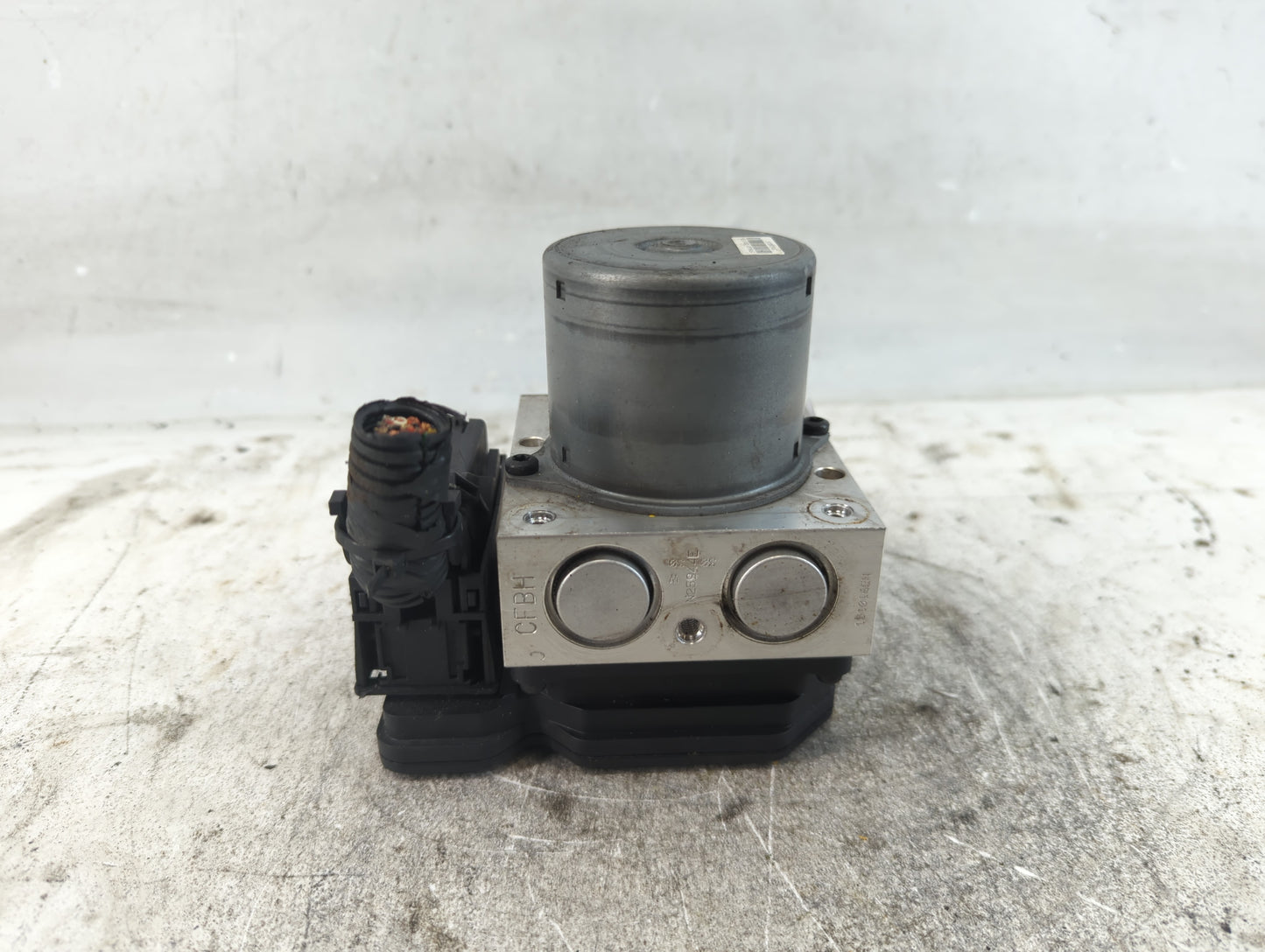 2014-2016 Kia Cadenza ABS Pump Control Module Replacement P/N:58920-3R800 Fits Fits 2014 2015 2016 OEM Used Auto Parts - Oem