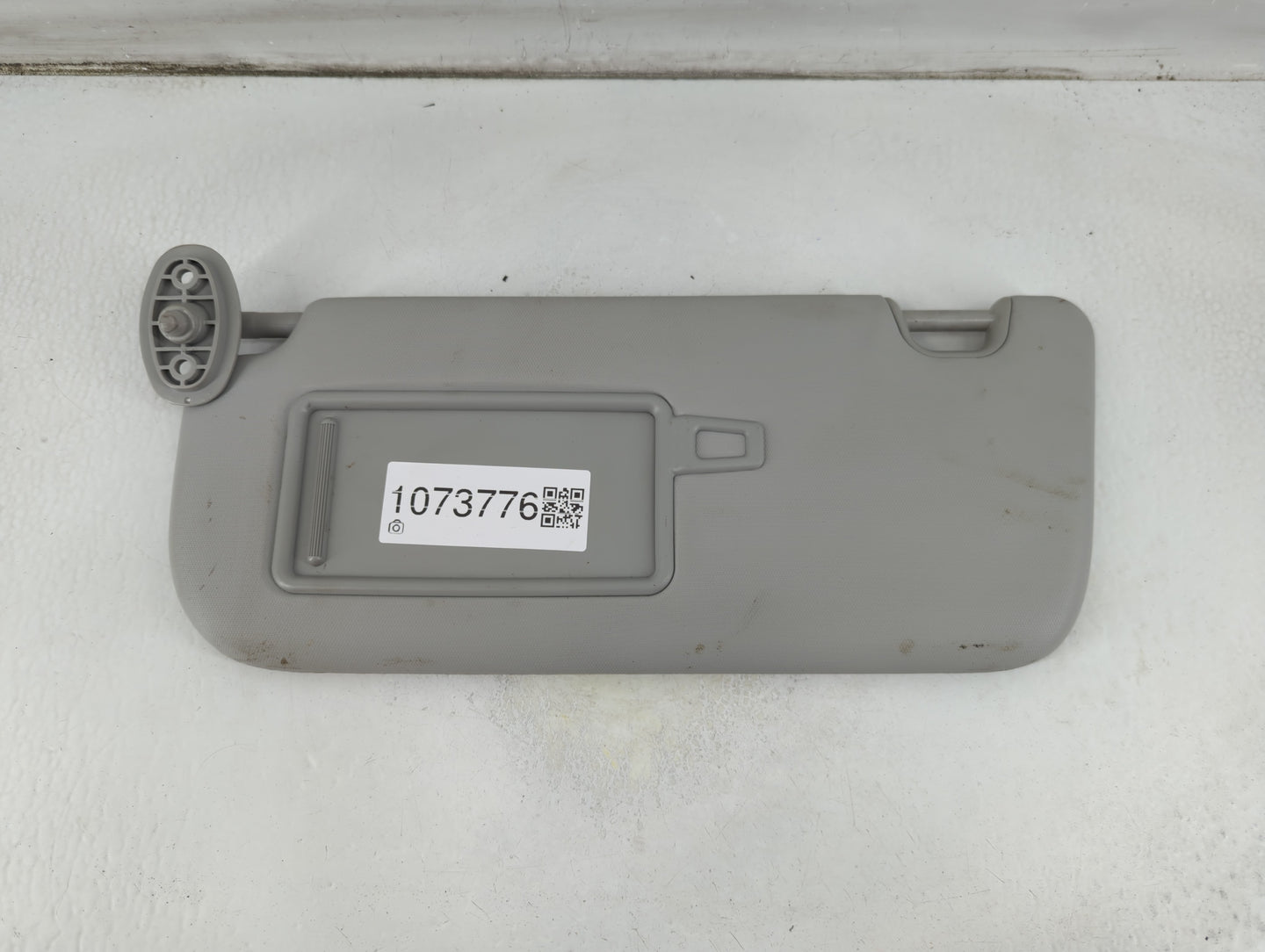 2016 Kia Forte Sun Visor Shade Replacement Driver Left Mirror Fits OEM Used Auto Parts - Oemusedautoparts1.com