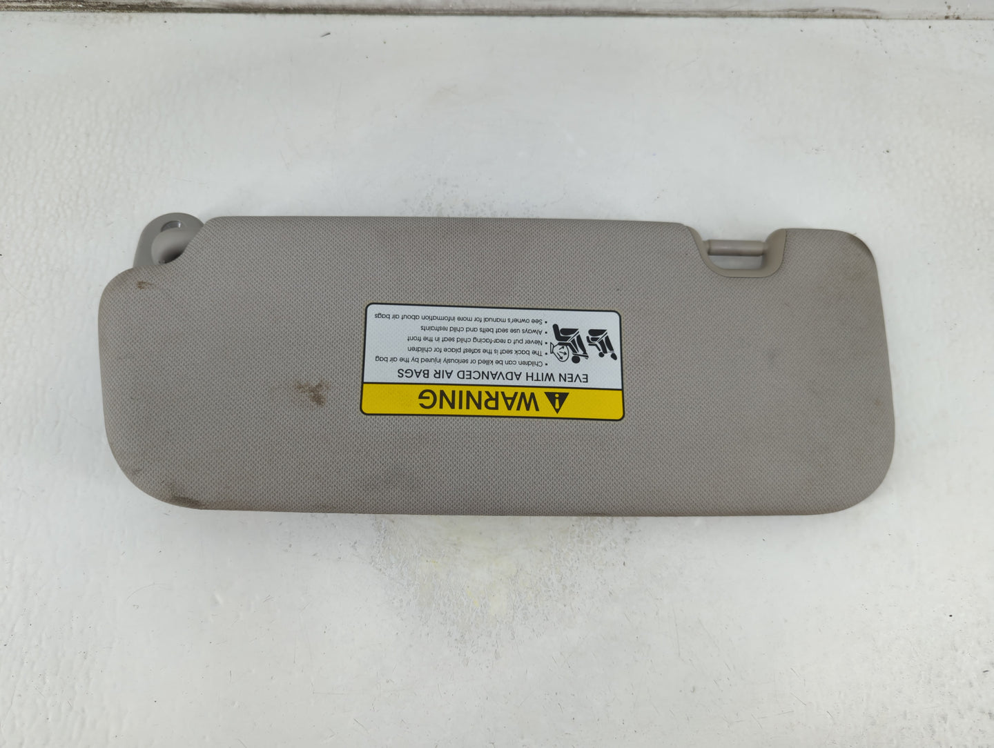2014-2016 Kia Forte Sun Visor Shade Replacement Driver Left Mirror Fits Fits 2014 2015 2016 OEM Used Auto Parts - Oemusedaut