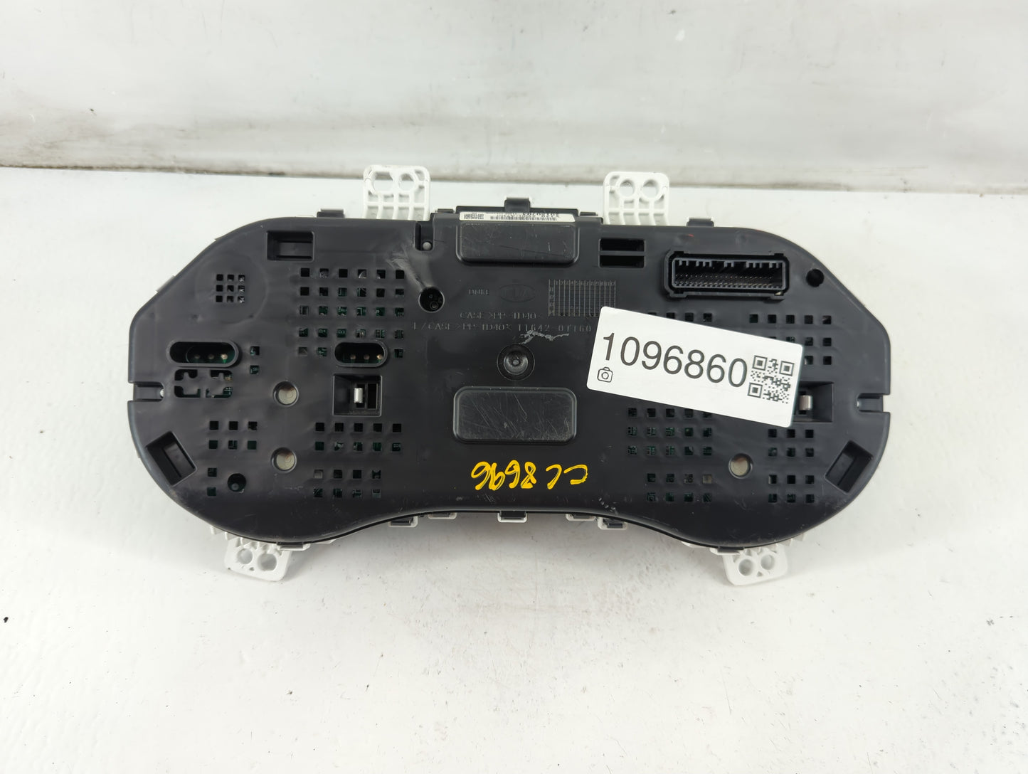 2014-2016 Kia Forte Instrument Cluster Speedometer Gauges P/N:11640-01590 Fits Fits 2014 2015 2016 OEM Used Auto Parts - Oem