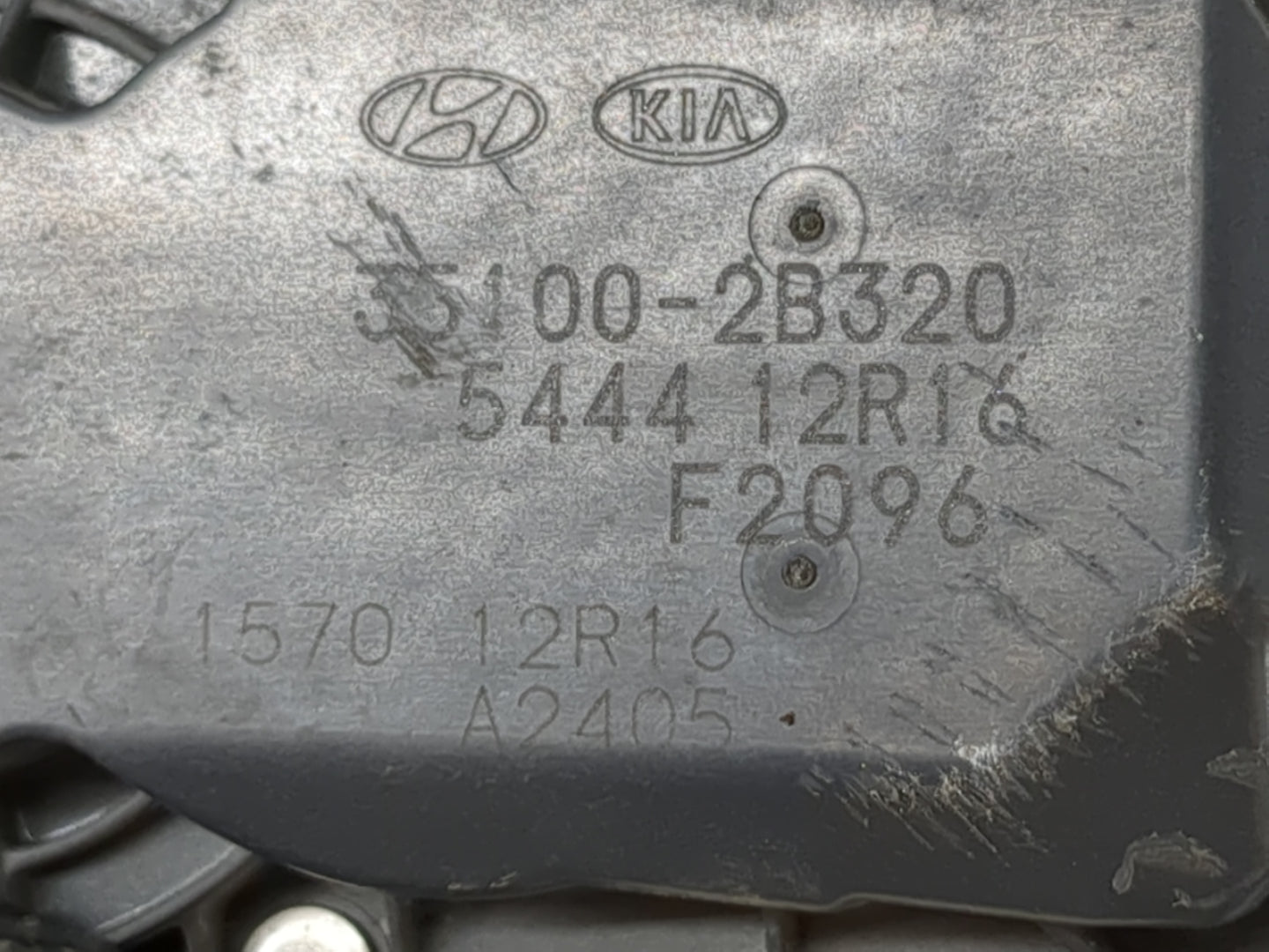2014-2016 Kia Forte Throttle Body P/N:35100-2B320 Fits Fits 2013 2014 2015 2016 OEM Used Auto Parts - Oemusedautoparts1.com