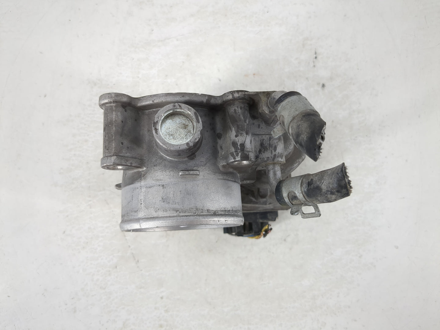 2014-2018 Kia Forte Throttle Body P/N:35100-2E000 Fits Fits 2011 2012 2013 2014 2015 2016 2017 2018 2019 2020 2021 OEM Used 
