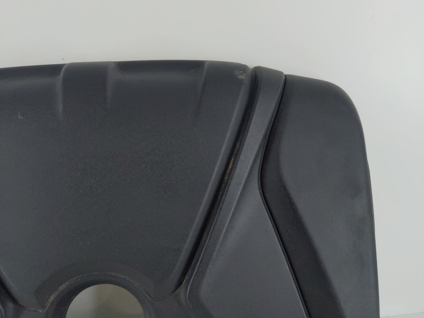 2016 Kia Forte Engine Cover - Oemusedautoparts1.com