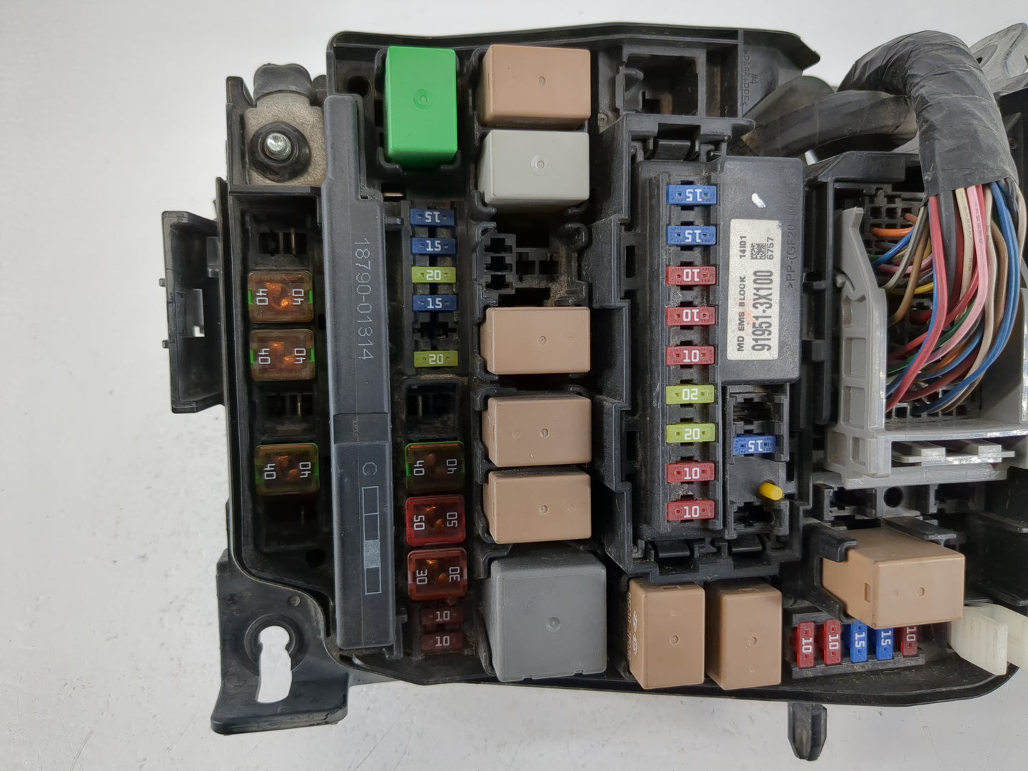 2014-2016 Kia Forte Fusebox Fuse Box Panel Relay Module P/N:91213 A7063 Fits Fits 2014 2015 2016 OEM Used Auto Parts - Oemus