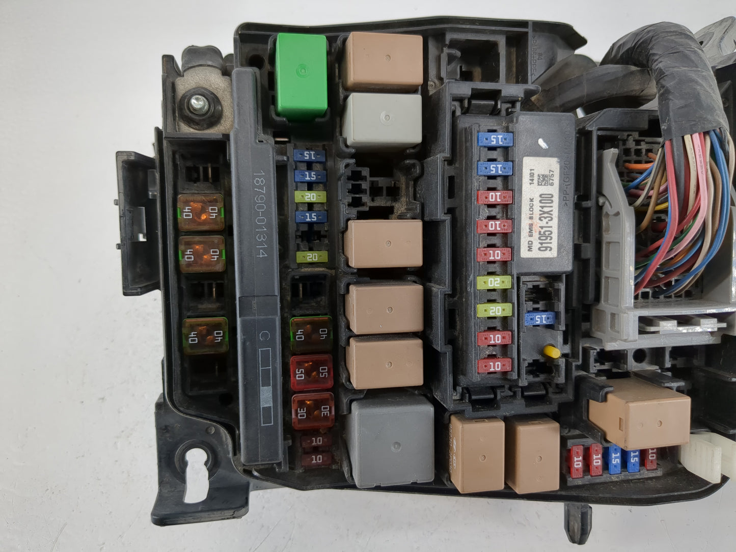 2014-2016 Kia Forte Fusebox Fuse Box Panel Relay Module P/N:91213 A7063 Fits Fits 2014 2015 2016 OEM Used Auto Parts - Oemus