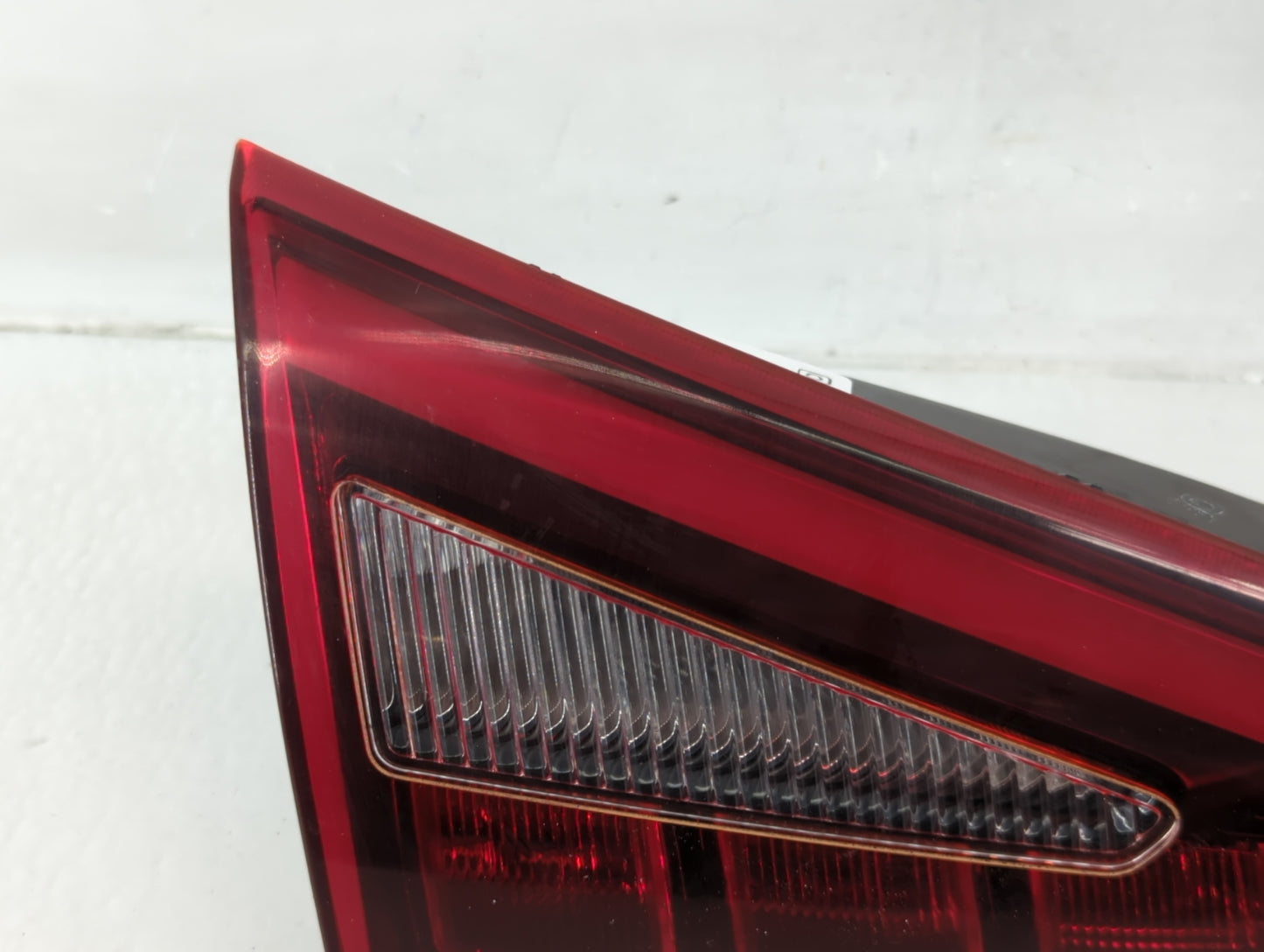 2017-2018 Kia Forte Driver Left Side Deck Lid Mounted Tail Light - Oemusedautoparts1.com
