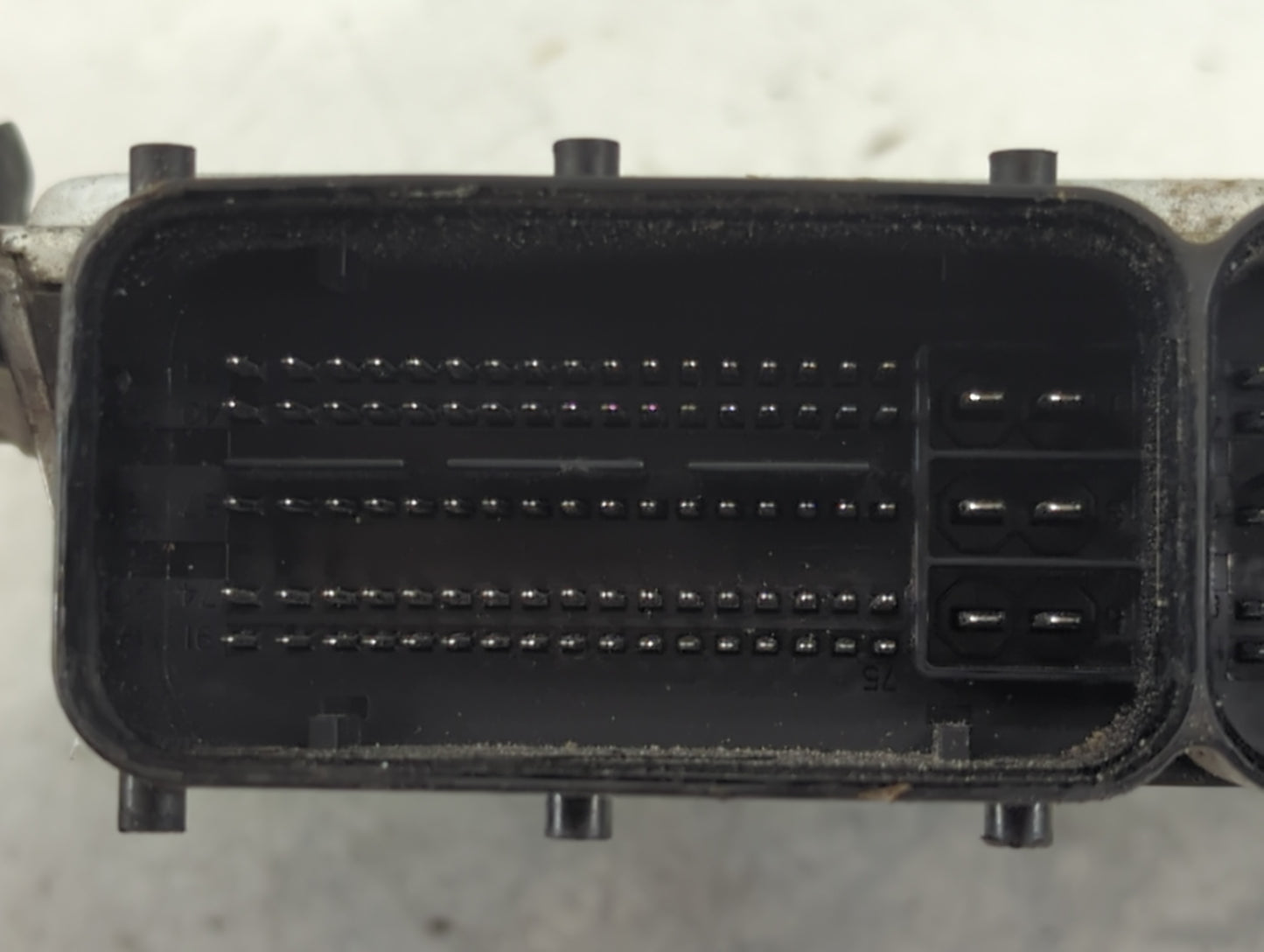 2016 Kia Forte PCM Engine Control Computer ECU ECM PCU OEM P/N:39107-2EXB2 39106-2EXB2 Fits OEM Used Auto Parts - Oemusedaut