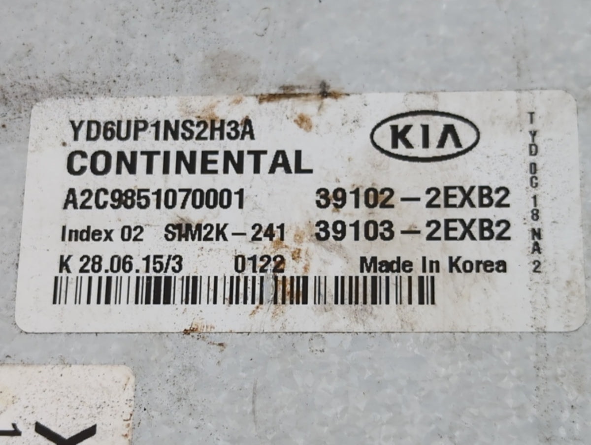 2016 Kia Forte PCM Engine Control Computer ECU ECM PCU OEM P/N:39107-2EXB2 39106-2EXB2 OEM Used Auto Parts - Oemusedautopart