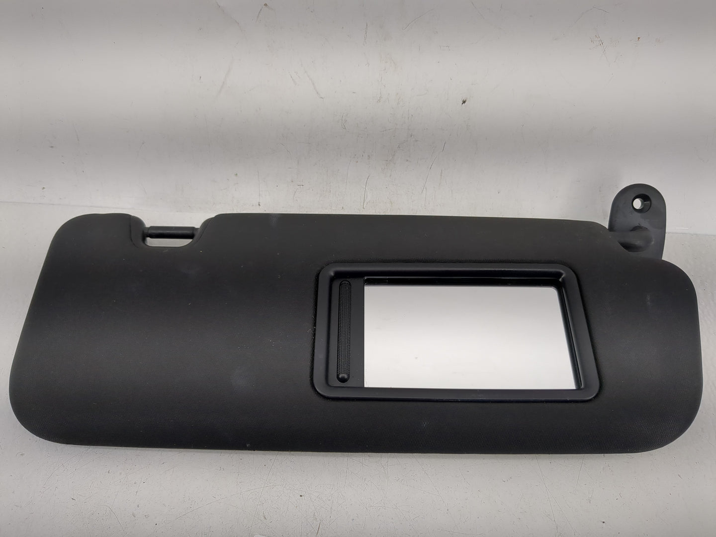 2014-2016 Kia Forte Sun Visor Shade Replacement Passenger Right Mirror Fits Fits 2014 2015 2016 OEM Used Auto Parts - Oemuse