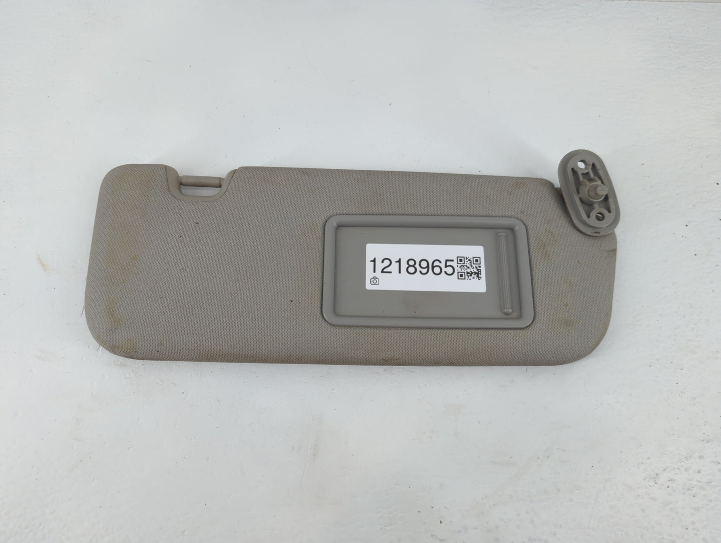 2014-2016 Kia Forte Sun Visor Shade Replacement Passenger Right Mirror Fits Fits 2014 2015 2016 OEM Used Auto Parts - Oemuse