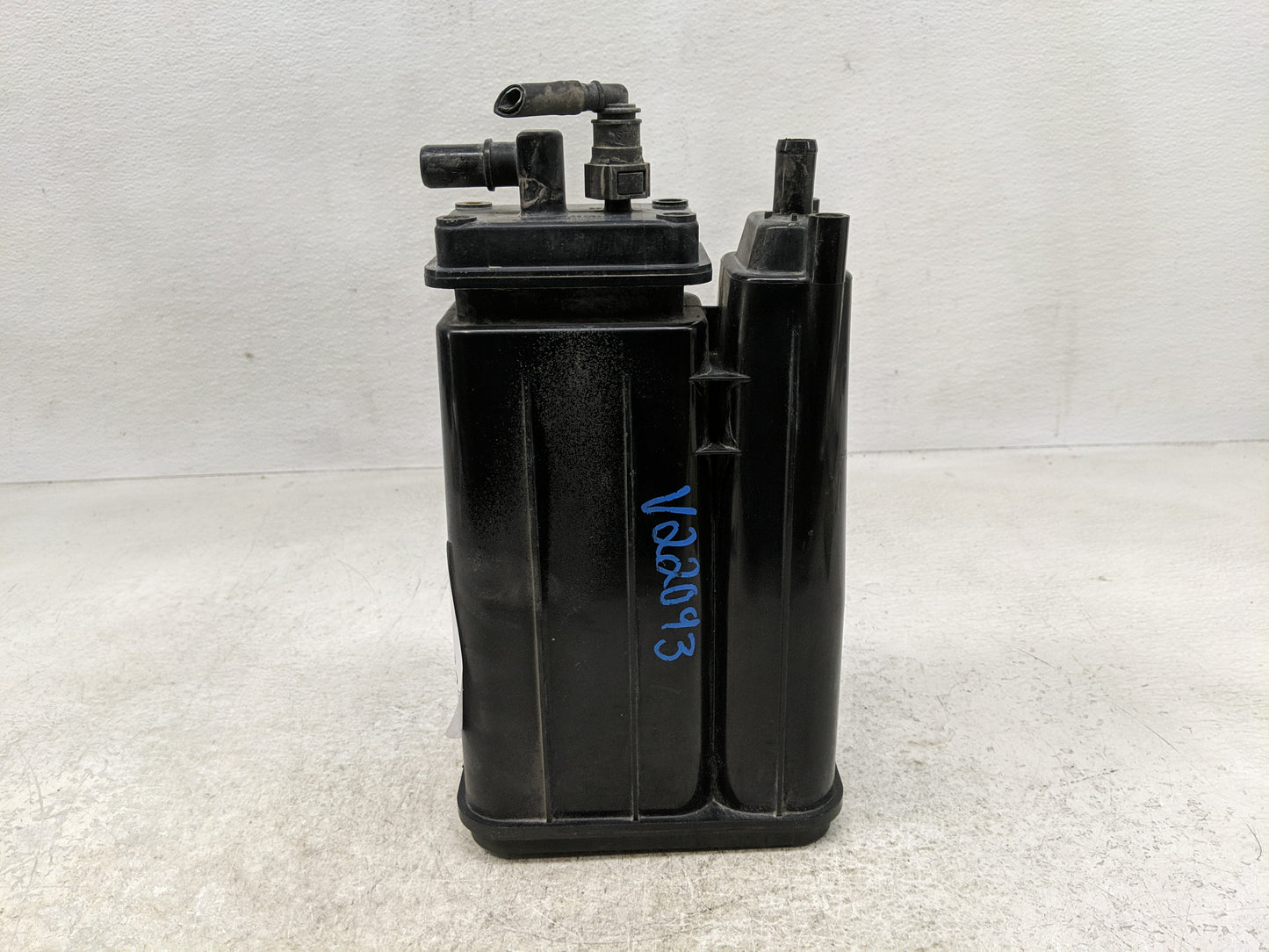 2016 Kia Forte Fuel Vapor Charcoal Canister - Oemusedautoparts1.com