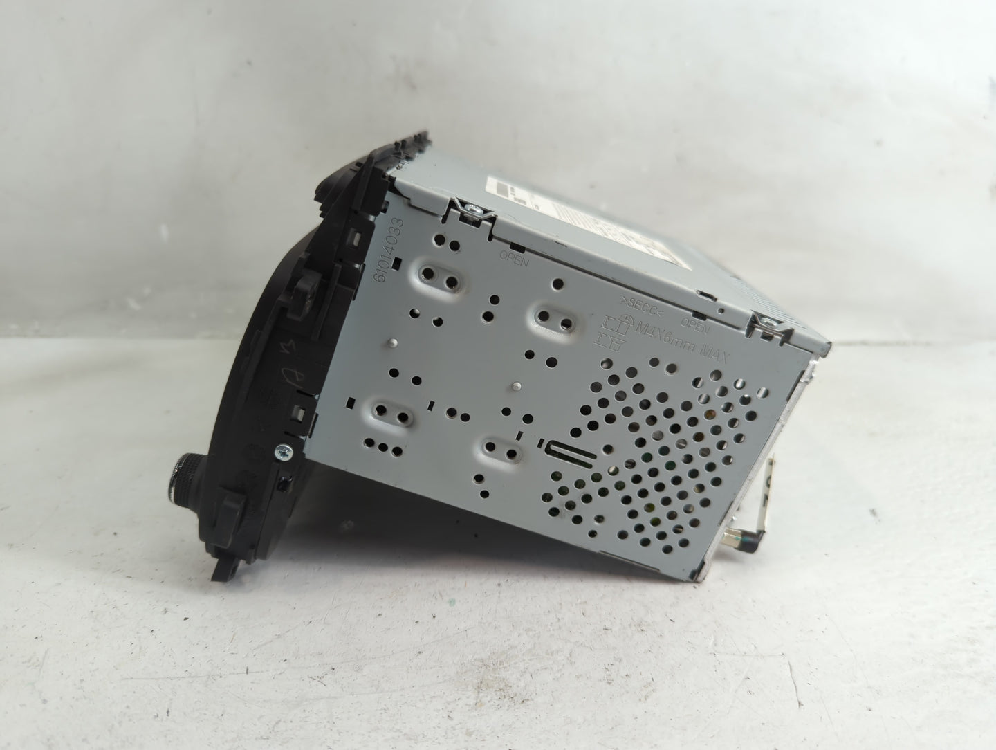2015-2016 Kia Forte Radio AM FM Cd Player Receiver Replacement P/N:96180-A7890WK Fits Fits 2015 2016 OEM Used Auto Parts - O