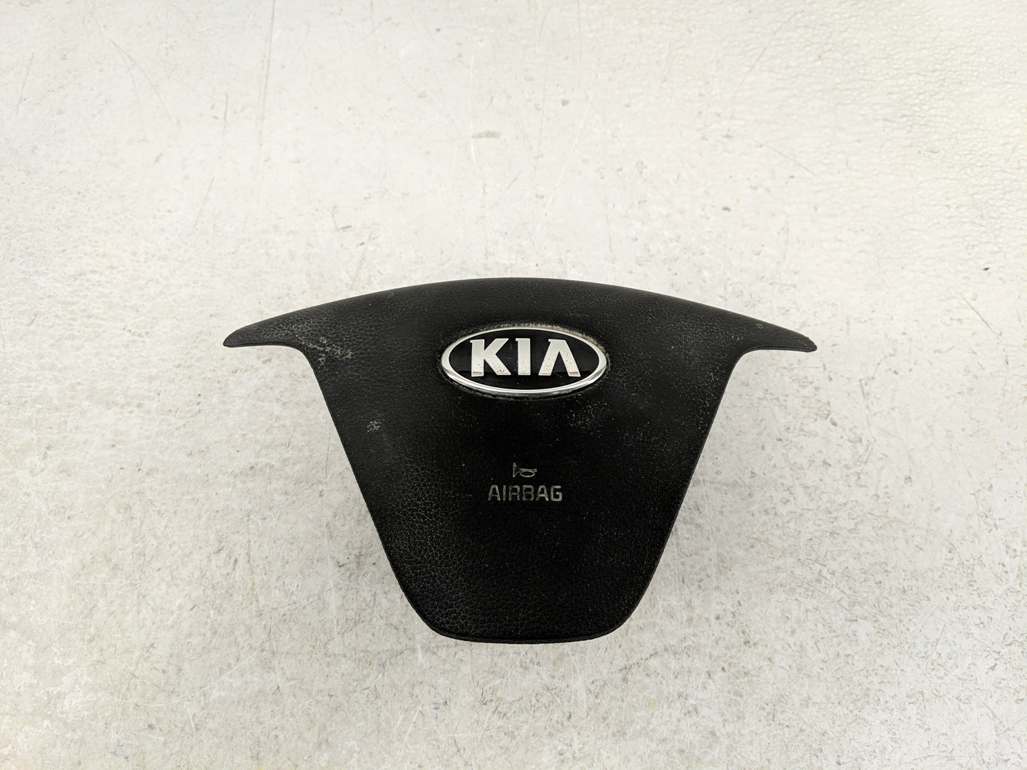 2014-2016 Kia Forte Air Bag Driver Left Steering Wheel Mounted Fits Fits 2014 2015 2016 OEM Used Auto Parts - Oemusedautopar