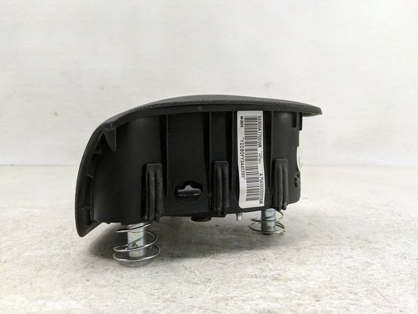 2014-2016 Kia Forte Air Bag Driver Left Steering Wheel Mounted Fits Fits 2014 2015 2016 OEM Used Auto Parts - Oemusedautopar