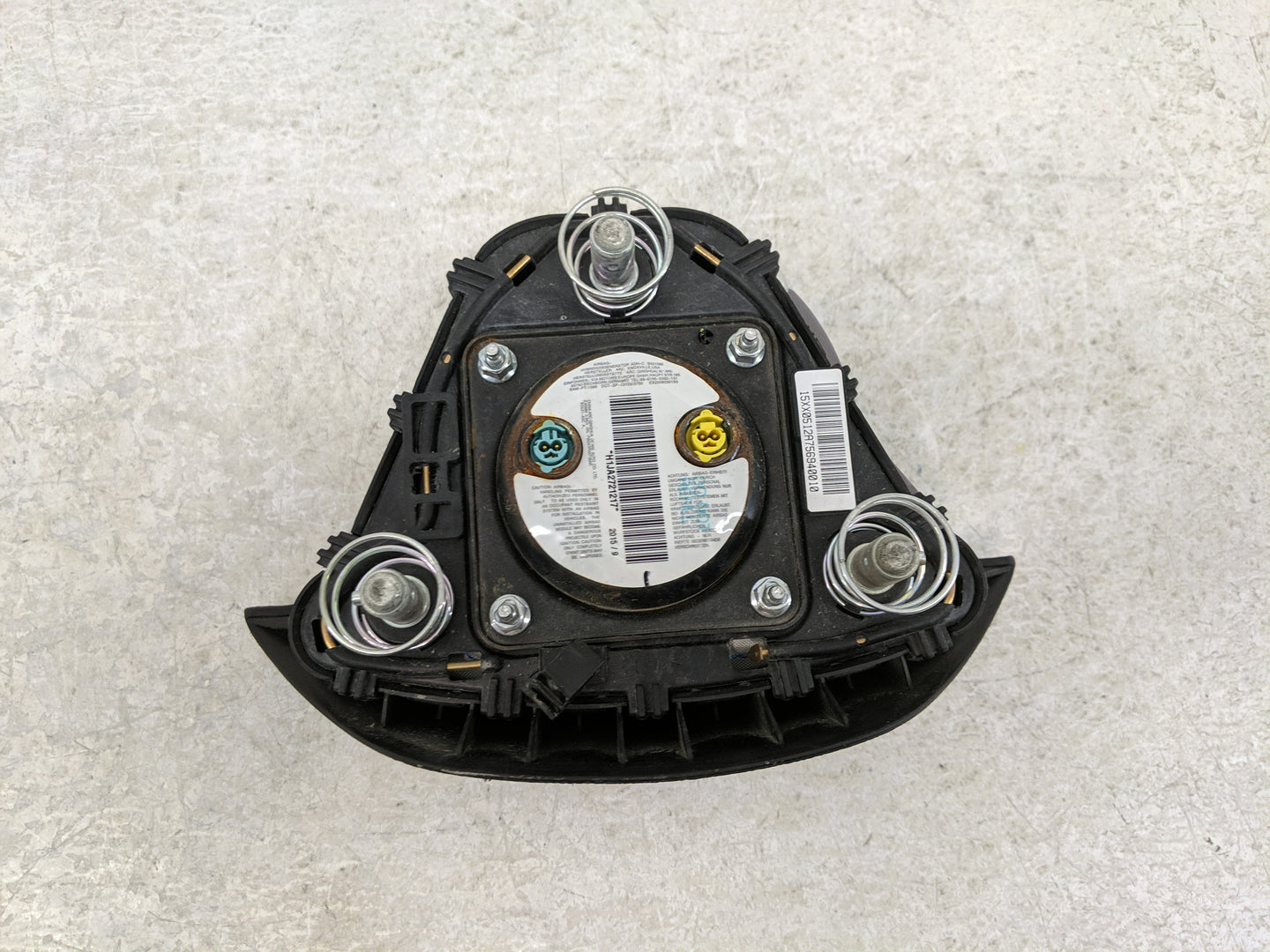 2014-2016 Kia Forte Air Bag Driver Left Steering Wheel Mounted Fits Fits 2014 2015 2016 OEM Used Auto Parts - Oemusedautopar