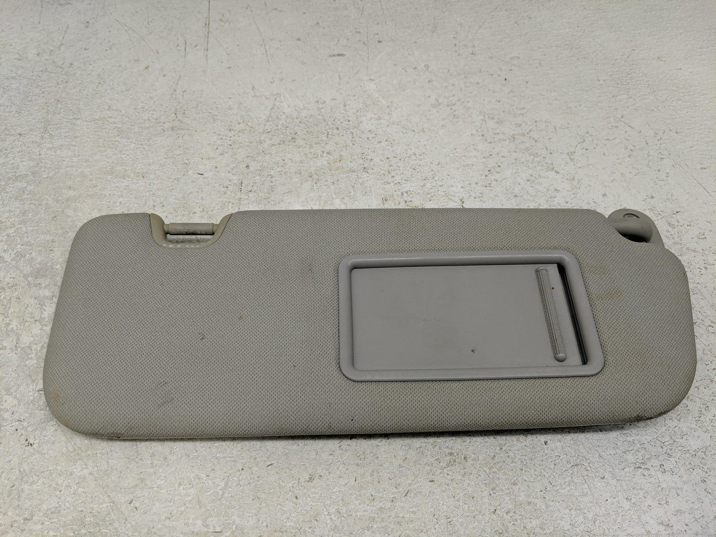 2014-2016 Kia Forte Sun Visor Shade Replacement Passenger Right Mirror Fits Fits 2014 2015 2016 OEM Used Auto Parts - Oemuse