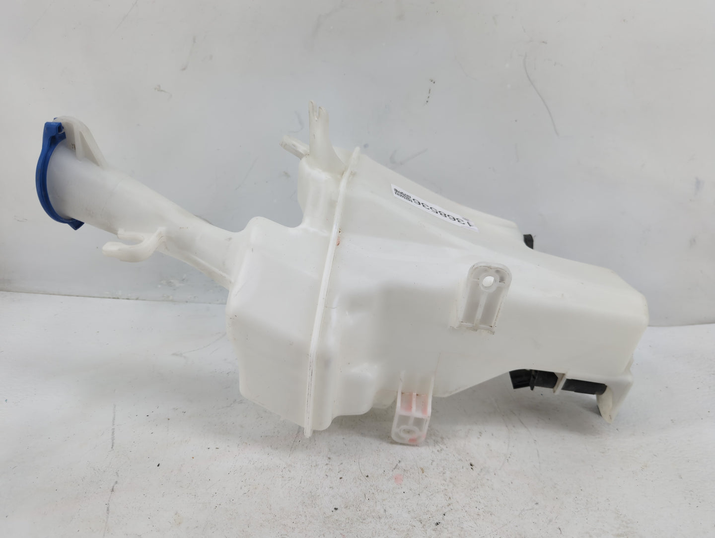 2014-2016 Kia Forte Windshield Washer Fluid Reservoir Bottle Oem - Oemusedautoparts1.com