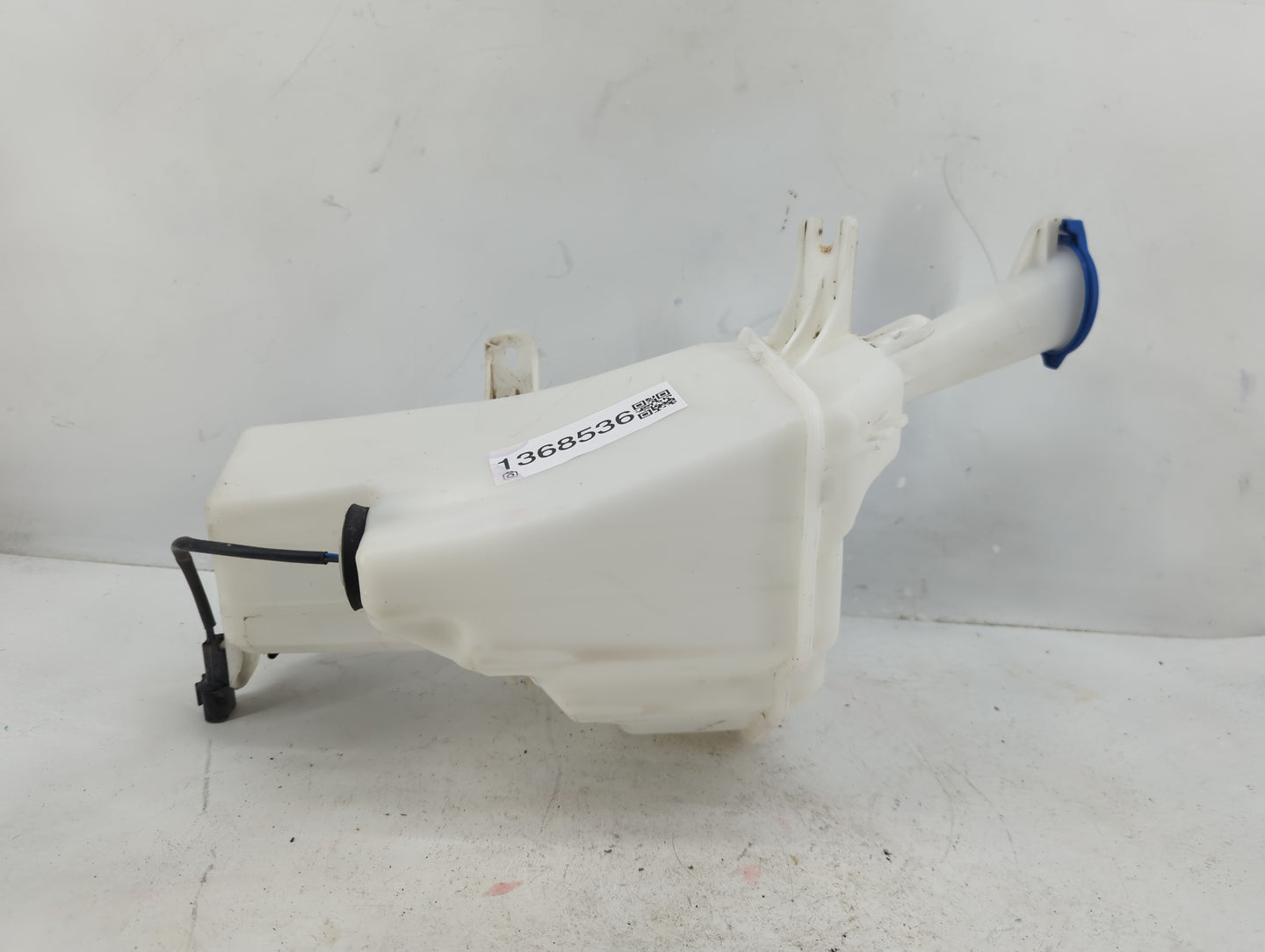 2014-2016 Kia Forte Windshield Washer Fluid Reservoir Bottle Oem - Oemusedautoparts1.com