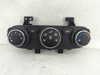 compare product 2014-2016 Kia Forte Climate Control Module Temperature AC/Heater Replacement P/N:97250-A7060WK 97250 A7052WK Fits OEM Used Auto Parts
