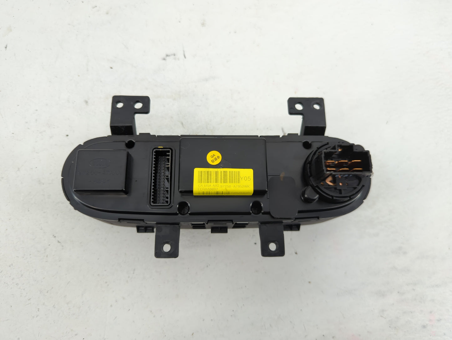 2014-2016 Kia Forte Climate Control Module Temperature AC/Heater Replacement P/N:97250-A7052WK Fits Fits 2014 2015 2016 OEM 