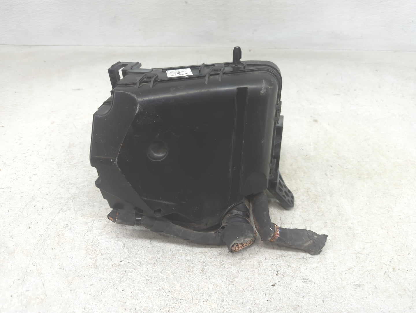 2014-2016 Kia Forte Fusebox Fuse Box Panel Relay Module P/N:919513X100 91950-3X510, 91204-A7632 Fits Fits 2014 2015 2016 OEM
